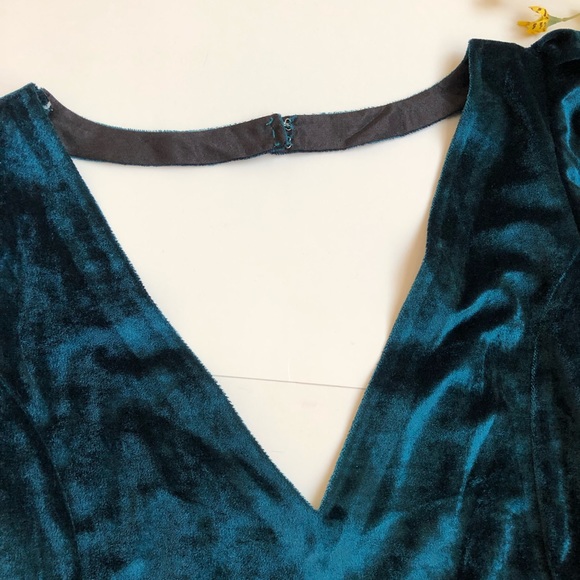 Velvet Dress - Picture 6 of 6